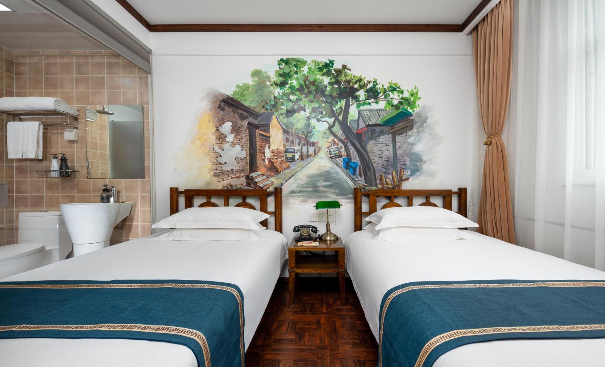 Nostalgia Hotel Beijing- Yonghe Lama Temple Bagian luar foto